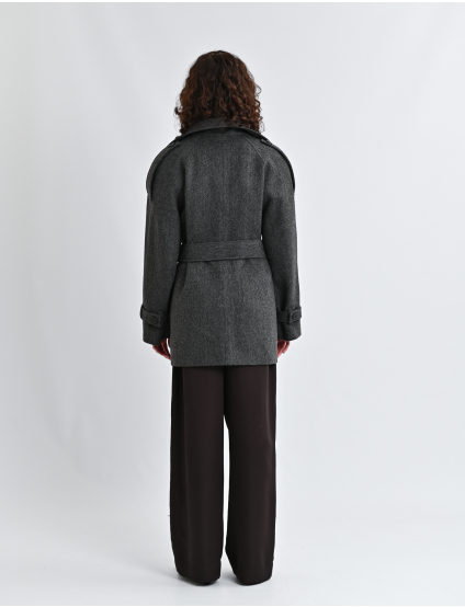 Картинка Пальто сіре коротке з акцентними патами